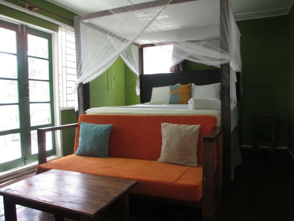 Kingsworth Bed And Breakfast Kingston Buitenkant foto